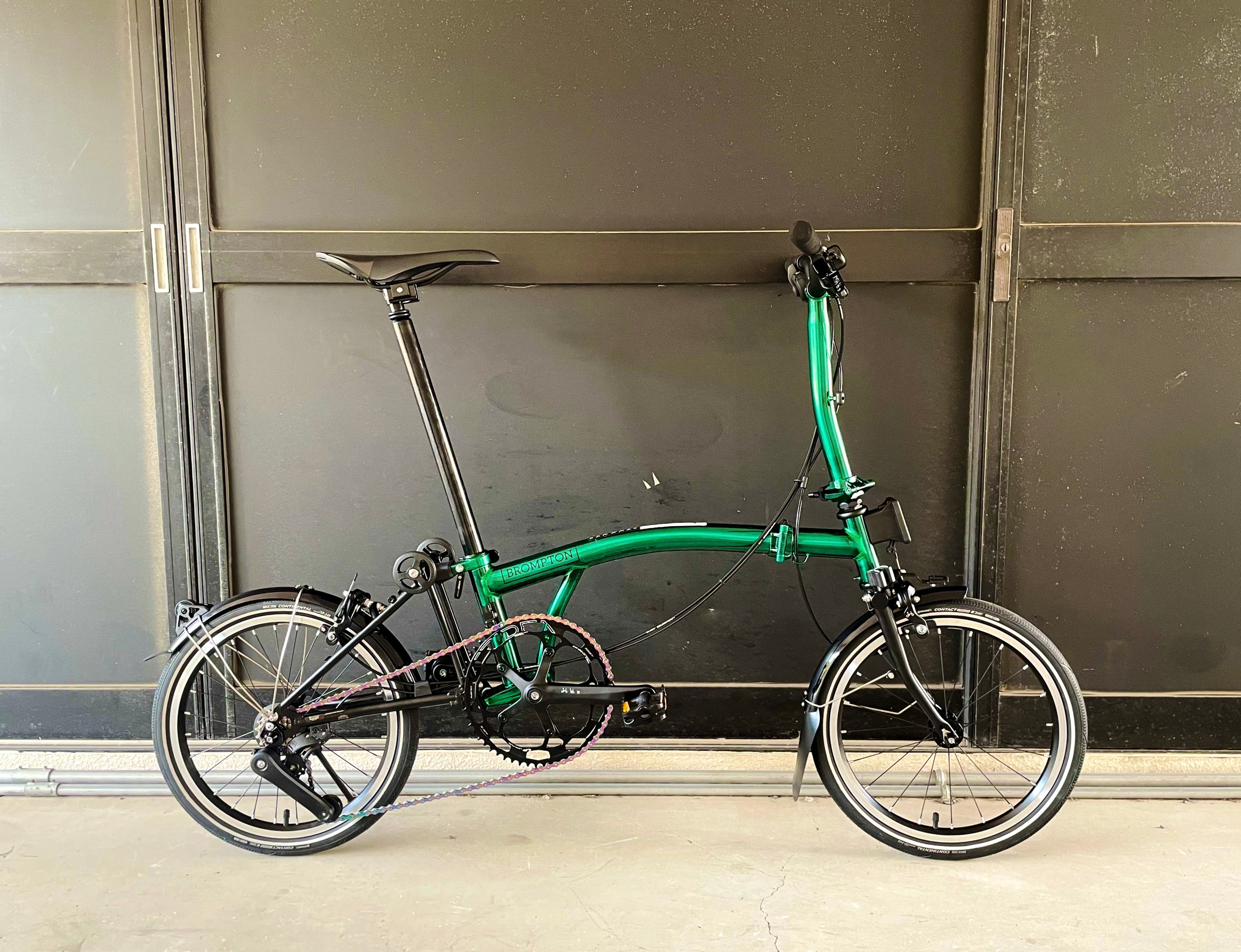 BROMPTON x カスタム】Emerald x Aurora美しすぎる車体が完成しました。