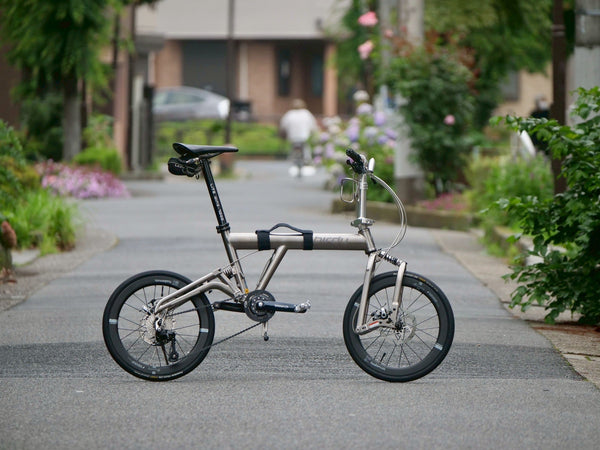 Mydoso公式アカウント04 　birdy カスタム 油圧Br406 birdy Titaniumを、さらに特別な一台へ。Speed Drive × Titanium